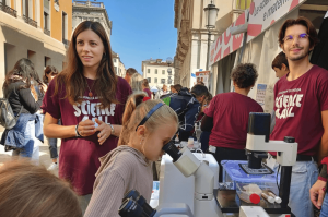Science4All 2025 Stand Dipartimento di Medicina Molecolare